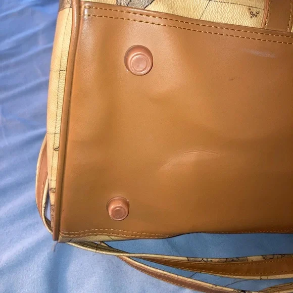 Elan 1969 Classic Map-Print Tan Weekender Bag - Picture 4 of 13